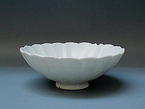 A Rare Example Of Qingpai Flower Shaped Bowl