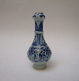 A Late Yuan Garlic Head Vase