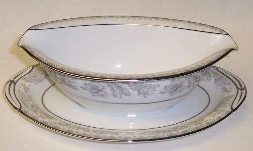 Noritake 5609 BELMONT SAUCE BOAT with UNDER PLATE