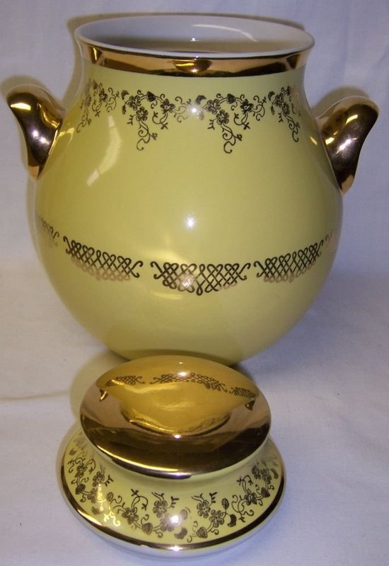 Hall China Gold SQUIGGLE Yellow BIG EAR COOKIE JAR with LID