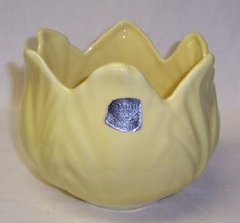 Camark Pottery Yellow 4 1/2 Inch Tall LOTUS Style VASE