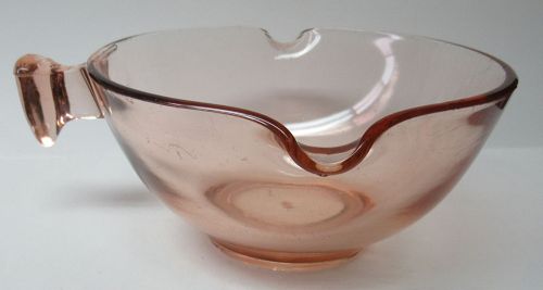 U. S. Glass Co. Pink SLICK HANDLE Two-Spout MIXING BOWL