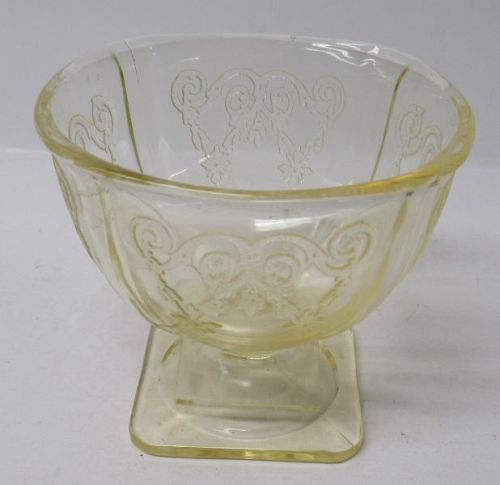 Indiana Glass Yellow LORAIN BASKET No. 615 3 In High SHERBET DISH