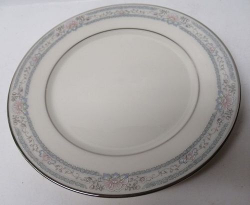 Lenox China CHARLESTON 6 1/2 In BREAD and BUTTER PLATE, U.S.A.