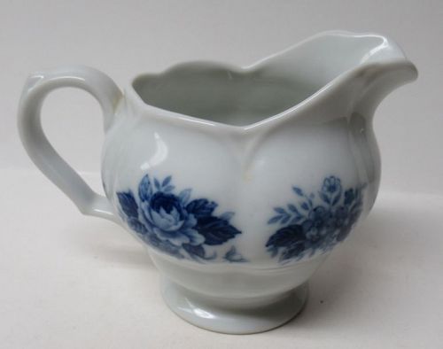 Harmony House 3684 Cobalt DORCHESTER CREAMER CREAM PITCHER