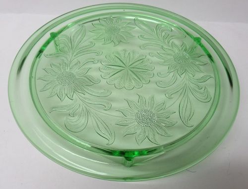 Jeannette Depression Glass Green SUNFLOWER 9 3/4 In 3 Ftd CAKE PLATE