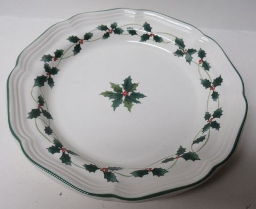 Mikasa China French Countryside HOLIDAY HOLLY 8 Inch SALAD PLATE