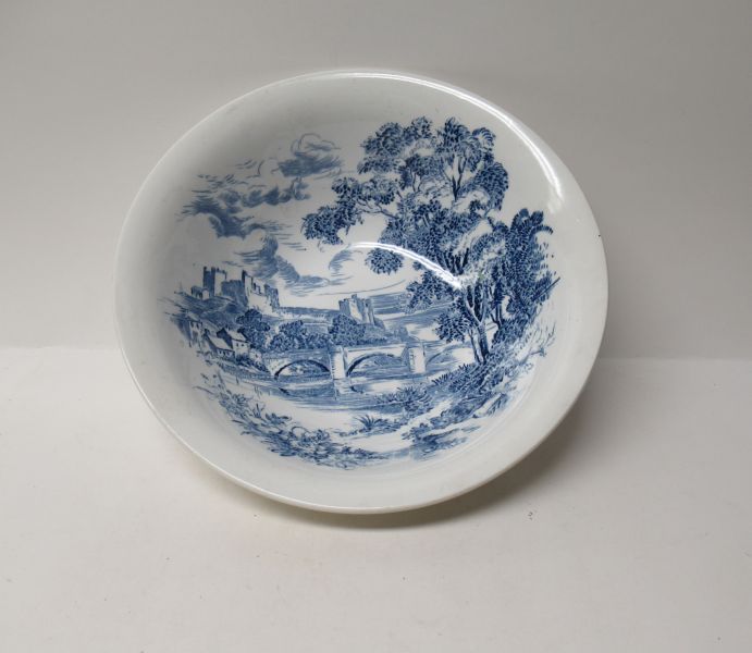 Wedgwood China COUNTRY SIDE BLUE 8 Inch ROUND SERVING BOWL