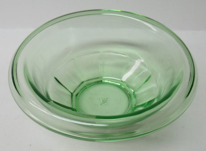 Hazel Atlas Green REST WELL 5 1/4 Inch MIXING BOWL