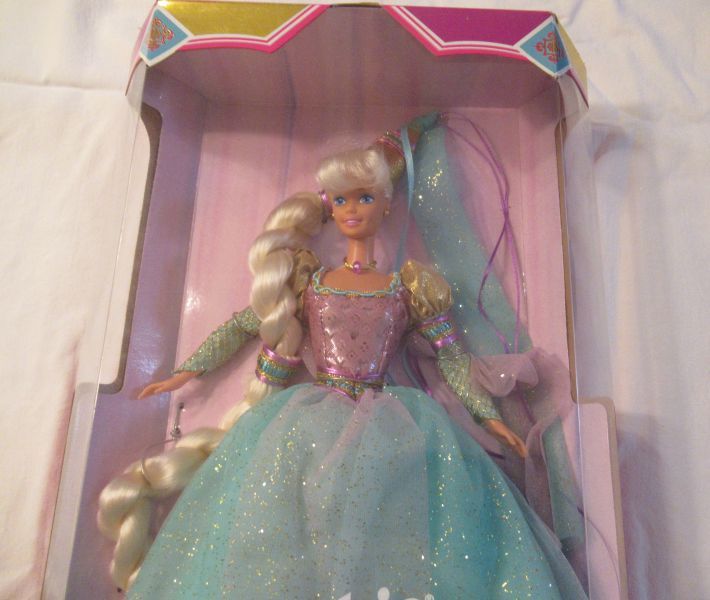 1994 Mattel RAPUNZEL BARBIE DOLL, Mint In Original Box