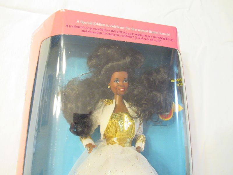 1990 Mattel Black SUMMIT BARBIE Doll, Black Hair In Original Box