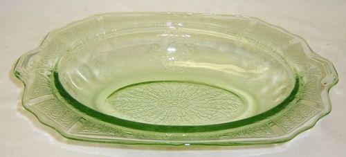 Hocking Glass Green PRINCESS 10 1/4 Inch OVAL HANDLED SERVING BOWL