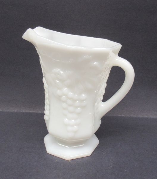 Anchor Hocking Milk Glass VINTAGE GRAPE 6 1/2 In 20 Ounce JUICE PITCHE