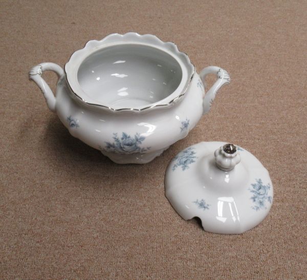 Johann Haviland China BLUE BOUQUET Footed SOUP TUREEN with Cut-Out LID