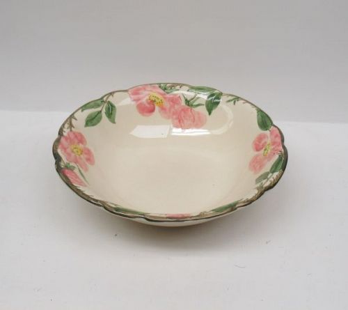 Franciscan China DESERT ROSE 8 1/2 Inch ROUND VEGETABLE BOWL U.S.A.