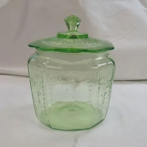 Hocking Depression Glass Green PRINCESS CRACKER or COOKIE JAR w/LID