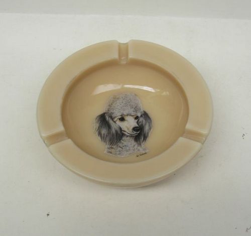 Westmoreland Glass Almond COLONIAL POODLE 5 Inch Round ASH TRAY