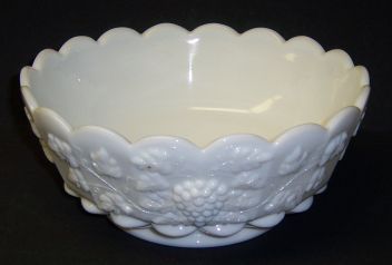 Westmoreland Milk Glass PANELED GRAPE 8 1/2 Inch Straight Sided BOWL