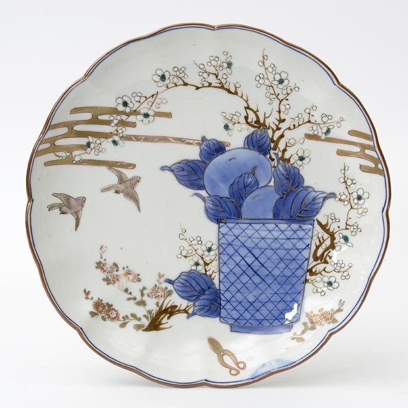 Japanese Arita Porcelain Plate with Bonsai Scissors, Edo Period.