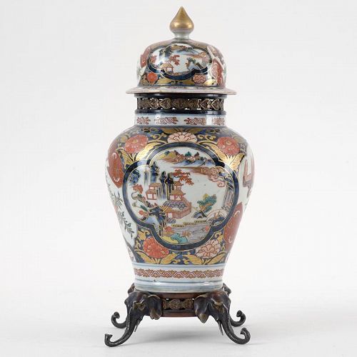 Japanese Imari Porcelain Vase & Cover with Bronze Mounts, Edo.