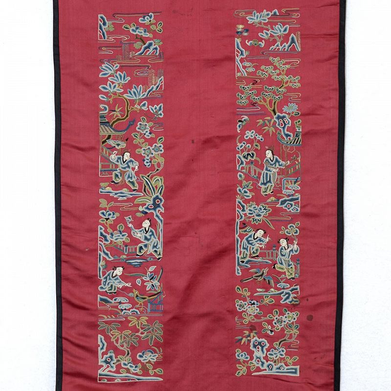 A Pair Undone Chinese Silk Sleeve Bands in Pekinese Stitch, Qing