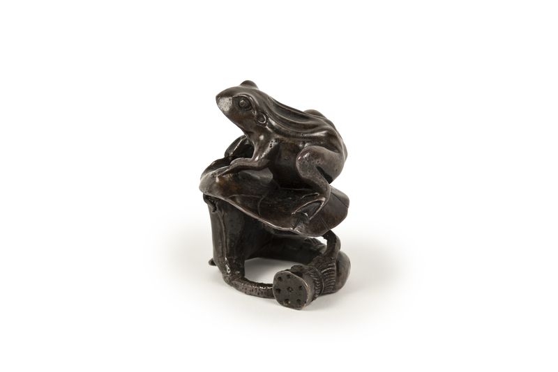 Japanese bronze frog on a water lily, Meiji