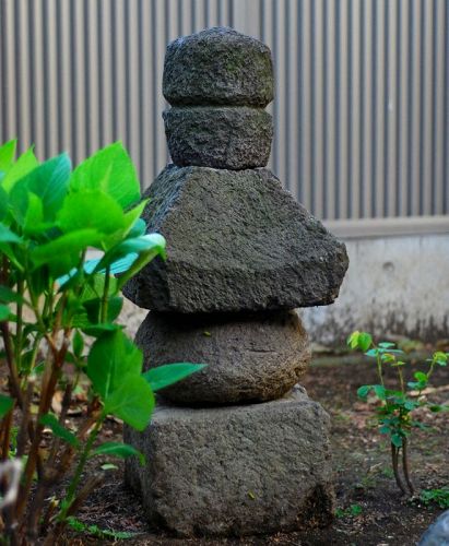 Stone Gorinto 5-Tiered Stupa Pagoda Nanbokucho~Muromachi 15 c.