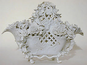 19th C Porcelain Centerpiece With 
applied Flowers