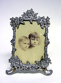 Victorian Ornate Flower Form Picture Frame