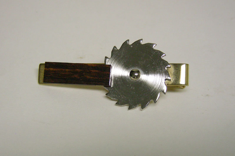 Vintage Gold Plate Saw Blade-form Tie 
clip