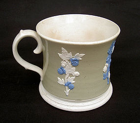 Large tankard, drab coloured and sprigged, early 19th c, English