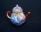 Small Kangxi teapot, clobbered for the European market
