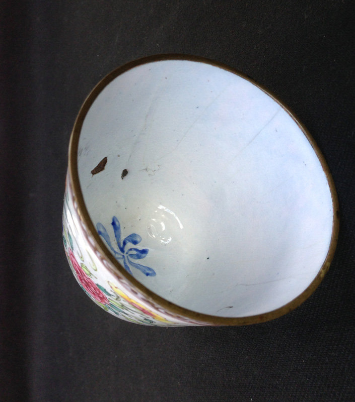 Canton enamel bowl, Qianlong period