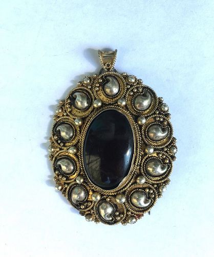 Israeli sterling silver filigree and gilt teardrop brooch / pendant