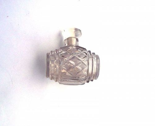 Cut crystal barrel shaped scent bottle