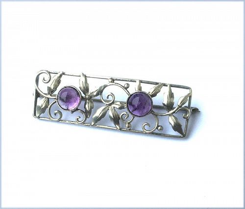 Art Nouveau / German Jugendstil brooch, silver and amethyst