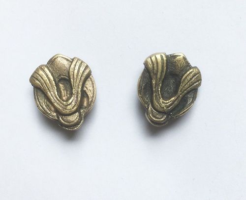 Cast bronze 1930’s clip earrings