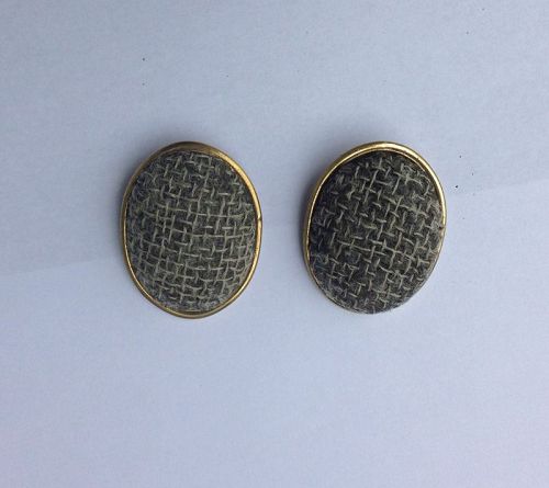 Wilma Spagli, Italy: tweedy and chunky 1980’s clip earrings