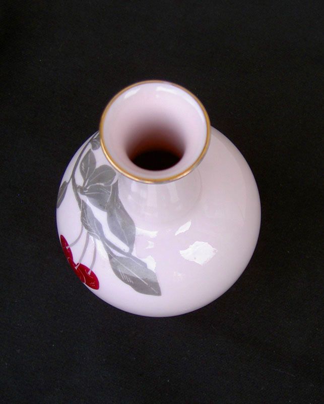 Japanese Arita Fukagawa Koransha cherry vase