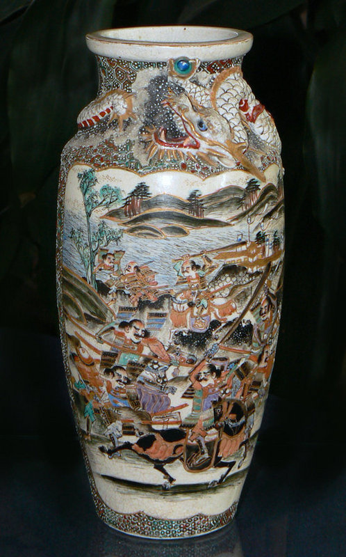 Early Japanese Satsuma Vase w Relief Dragon