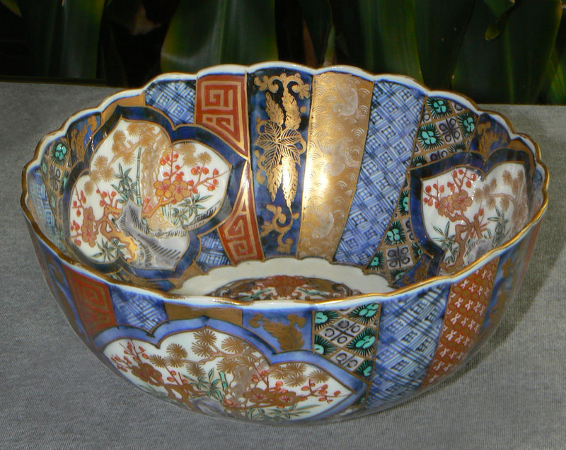 Japanese Imari Porcelain Bowl  - Museum Item