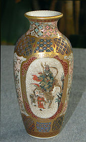 Fine Japanese Satsuma Vase by Meizan