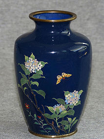 Fine Japanese Cloisonne Enamel Vase
