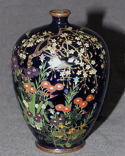 Fine Japanese Cloisonne Enamel Cabinet Vase Swallows & Blooming Plants
