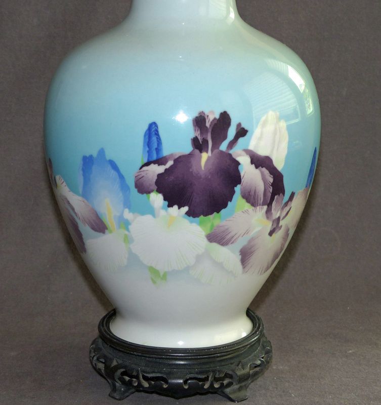 Large Japanese  Cloisonne Enamel Vase - Museum Worthy from Gonda