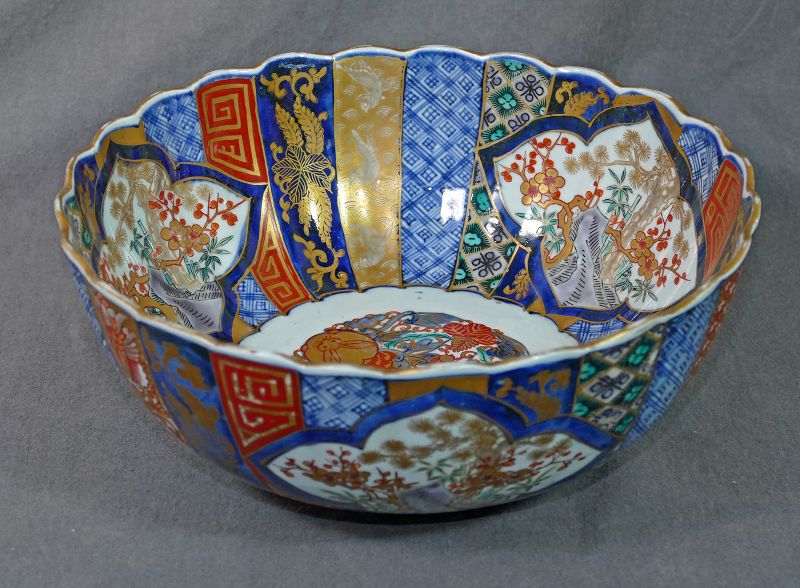 Japanese Imari Porcelain Bowl - From a Museum collection