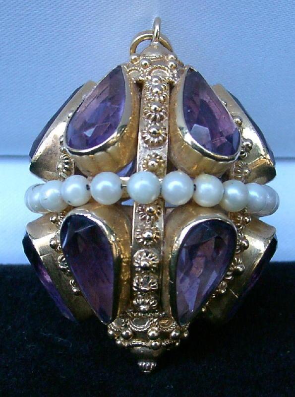 Gorgeous Amethysts &amp; Pearls Pendant