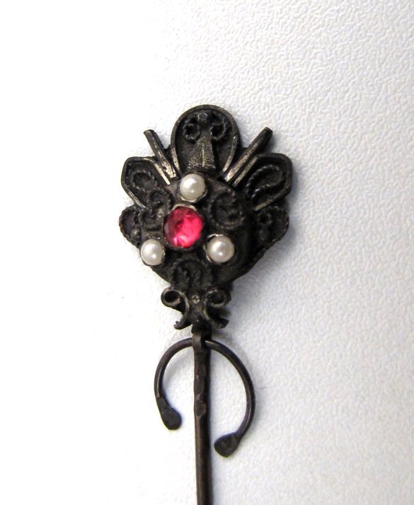 Antique Penannular Stick Pin, Pink Paste