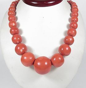 Huge natural Chinese Momo coral bead necklace 157 grams