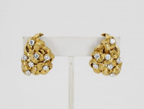 David Webb 18k yellow gold 2.1ct diamond earrings